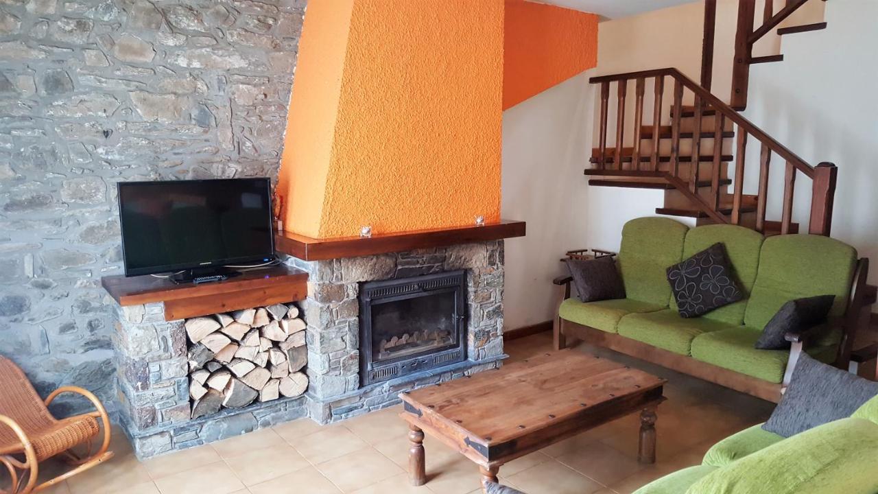 Apartamentos Rurales Les Barnedes Мульо Екстер'єр фото